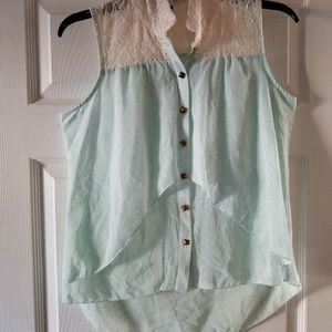 HeartSoul cute sleeveless shirt